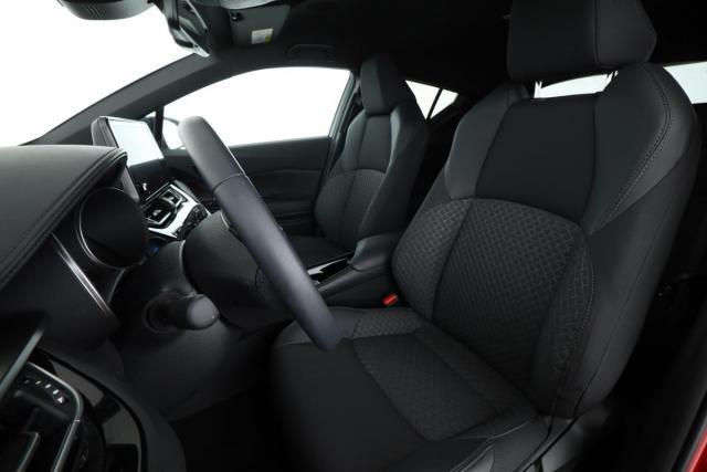Toyota C-Hr image 4