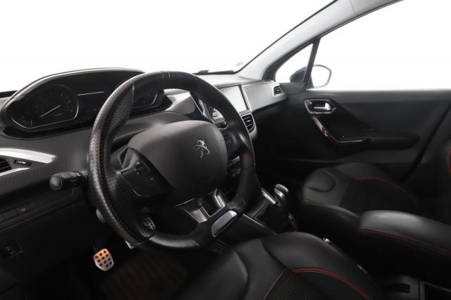 Peugeot 208 image 4