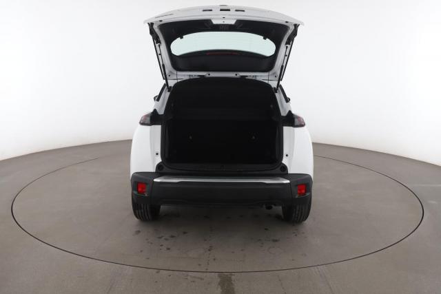 Peugeot 2008 image 6