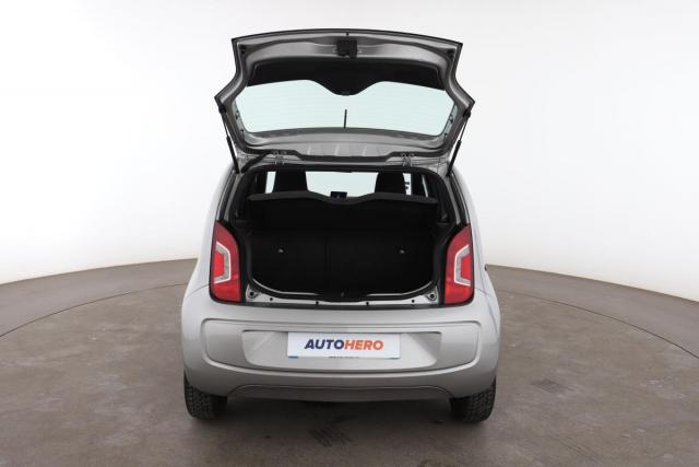 Volkswagen Up! image 6