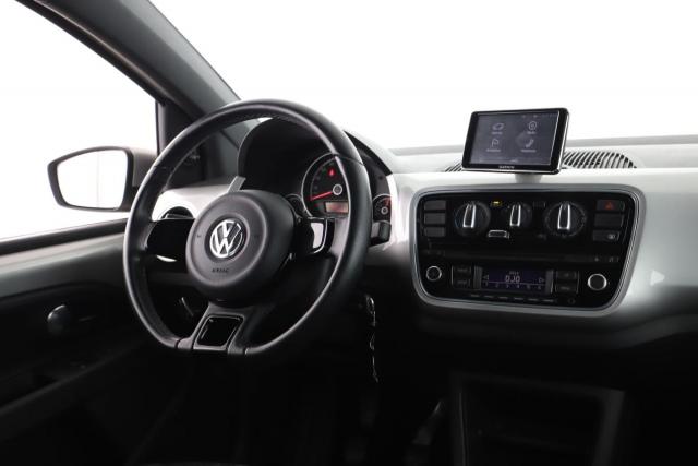Volkswagen Up! image 1