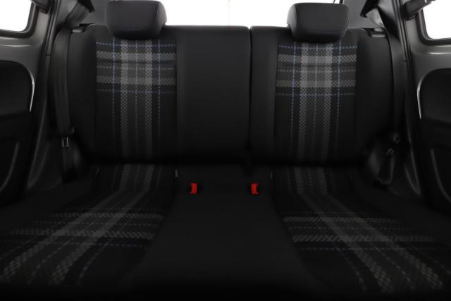 Volkswagen Up! image 4