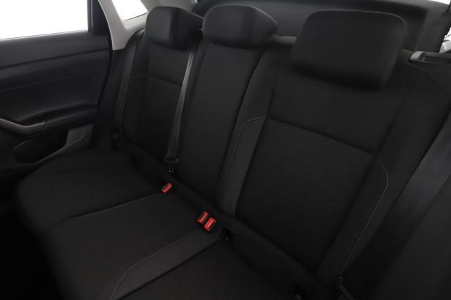 Volkswagen Polo image 8