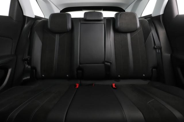 Peugeot 3008 image 5