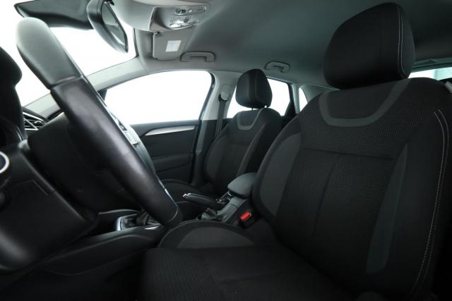Citroen C4 image 8