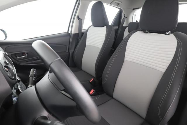 Toyota Yaris image 4