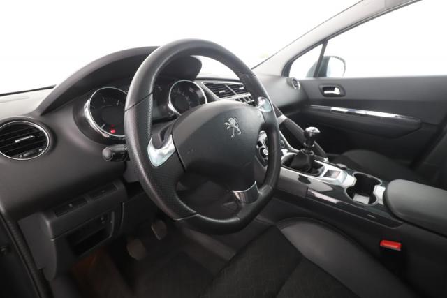 Peugeot 3008 image 6