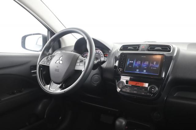 Mitsubishi Space Star image 8