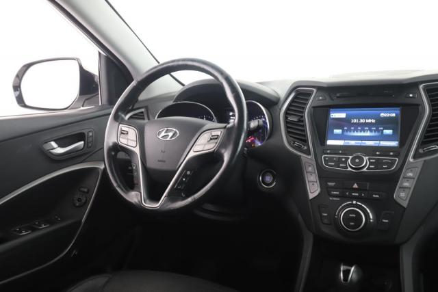 Hyundai Santa Fe image 9