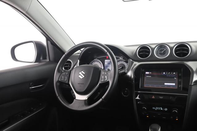 Suzuki Vitara image 7
