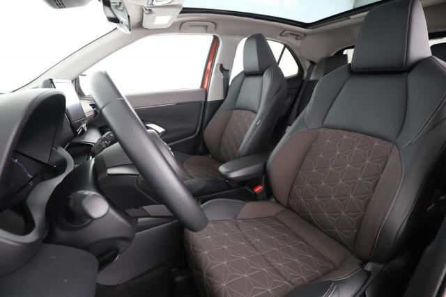 Toyota Yaris Cross image 8