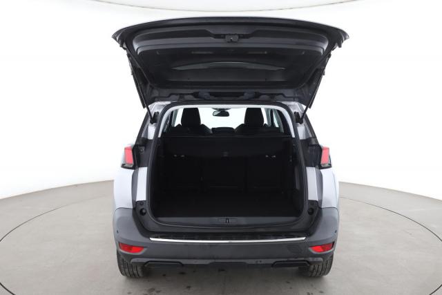 Peugeot 5008 image 4