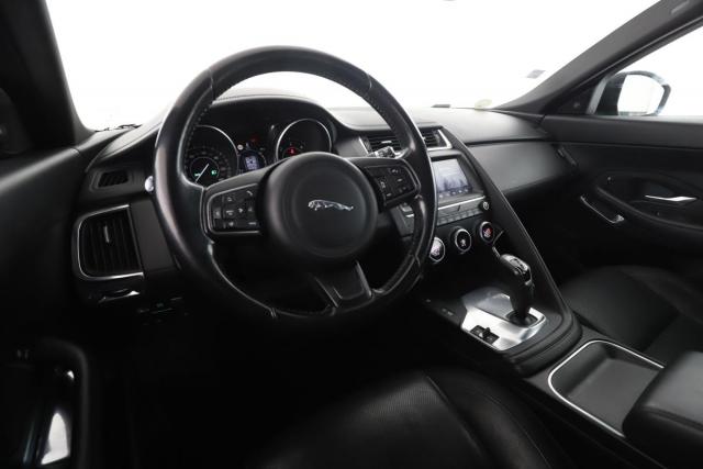 Jaguar E-Pace image 4