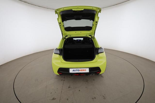Peugeot 208 image 7