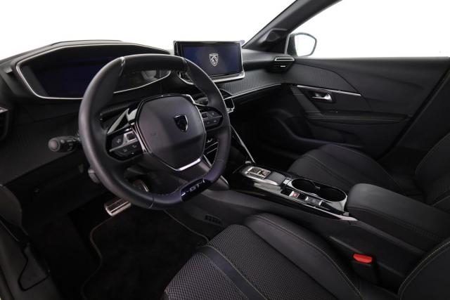 Peugeot 208 image 6