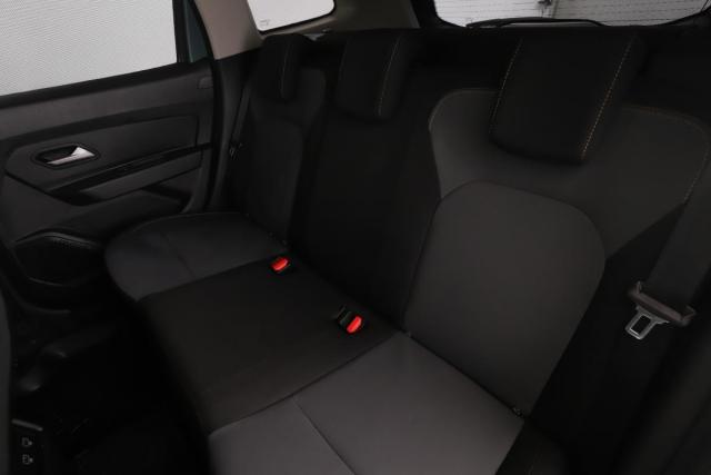 Dacia Duster image 2