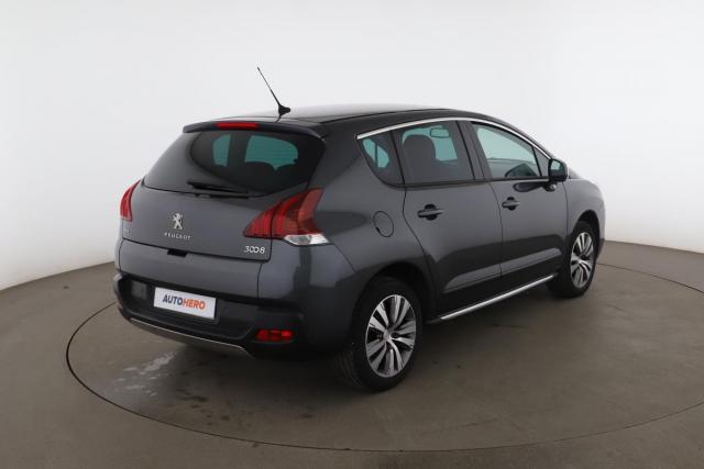 Peugeot 3008 image 3