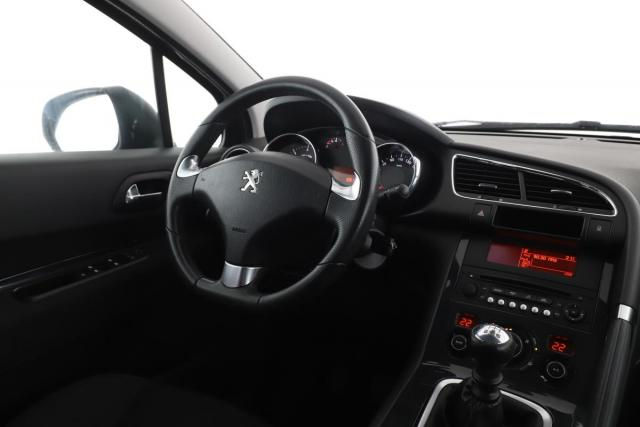 Peugeot 3008 image 6