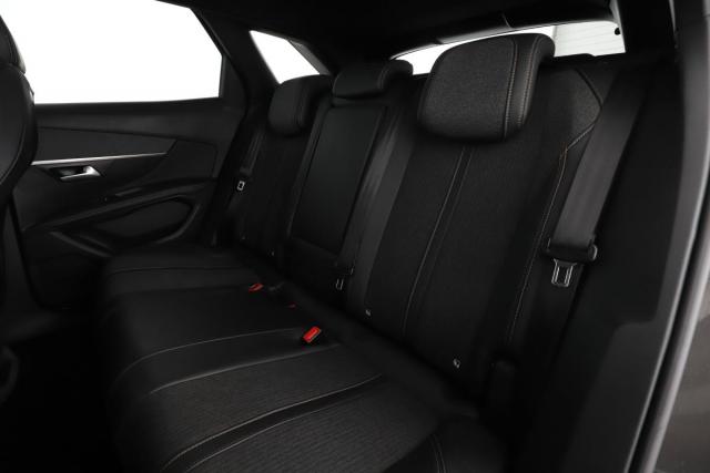 Peugeot 3008 image 7