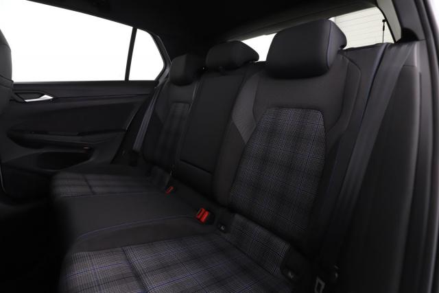 Volkswagen Golf image 5
