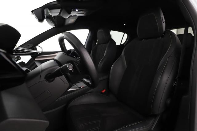 Peugeot 308 image 8