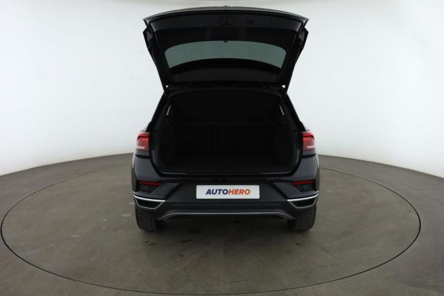 Volkswagen T-Roc image 8