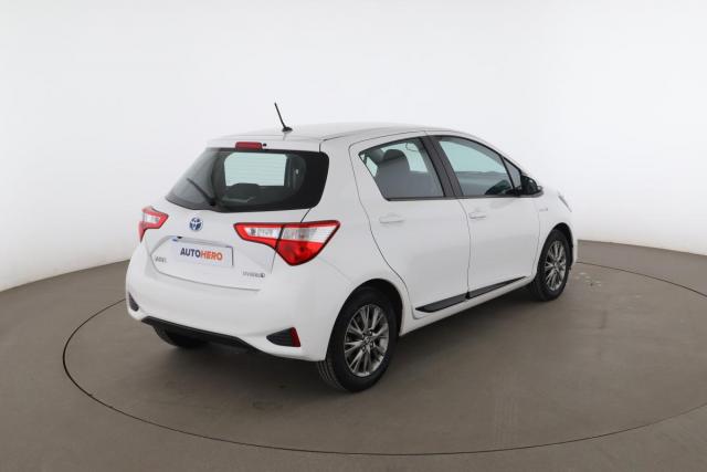 Toyota Yaris image 6