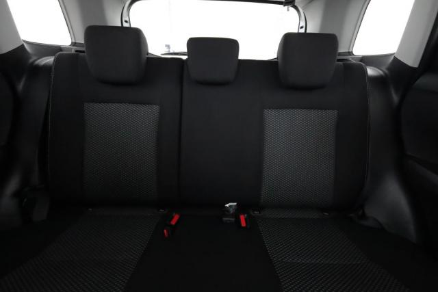 Suzuki Vitara image 4