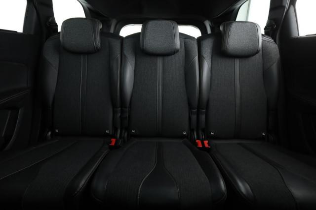 Peugeot 5008 image 4