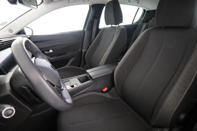 Peugeot 308 image 1