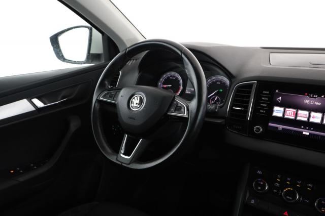 Skoda Karoq image 6