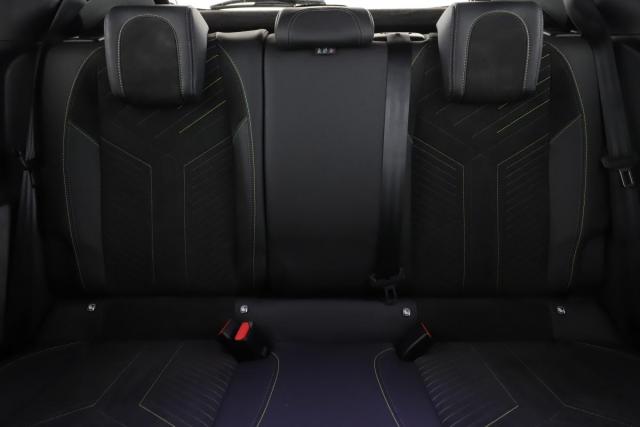 Peugeot 2008 image 3