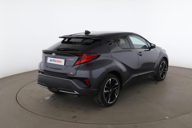 Toyota C-Hr image 7