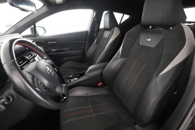 Toyota C-Hr image 5