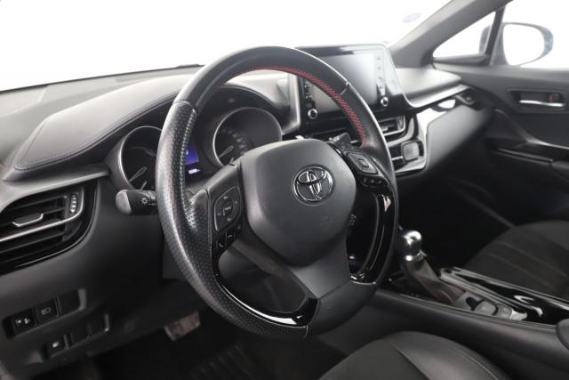 Toyota C-Hr image 3
