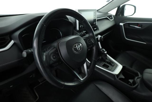 Toyota Rav4 image 7