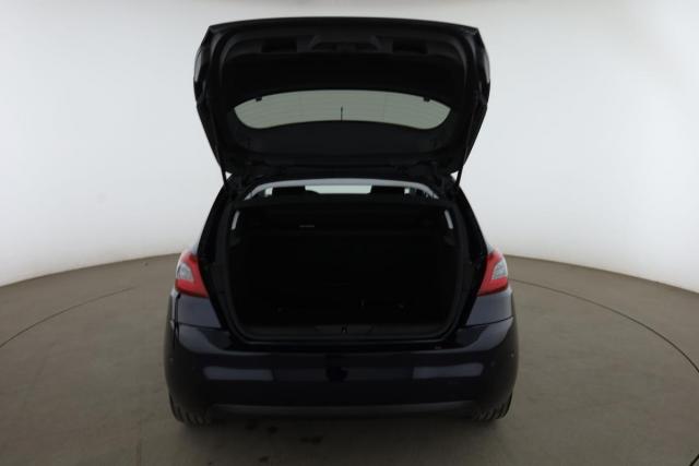 Peugeot 308 image 9