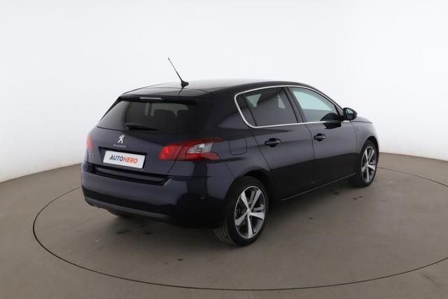 Peugeot 308 image 3