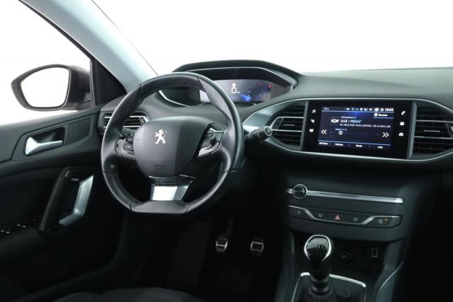 Peugeot 308 image 6