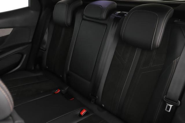 Peugeot 3008 image 2