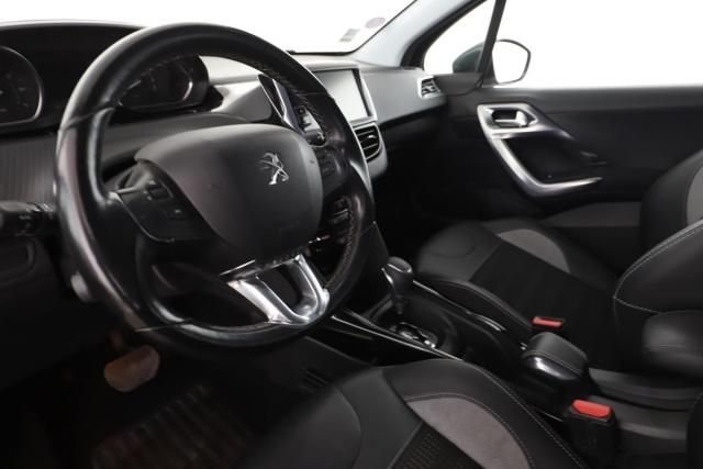 Peugeot 2008 image 4