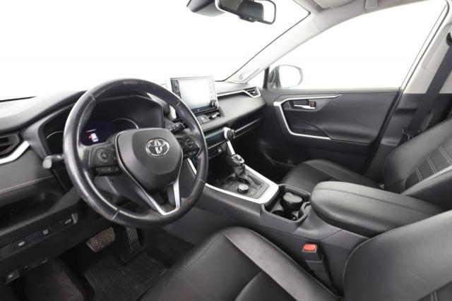 Toyota Rav4 image 6