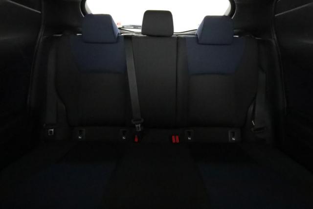 Toyota C-Hr image 3