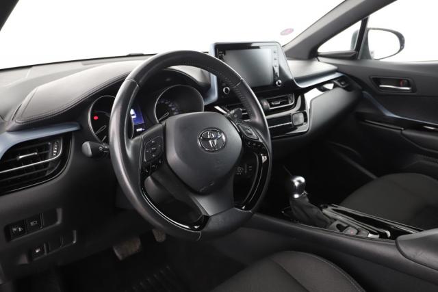 Toyota C-Hr image 8