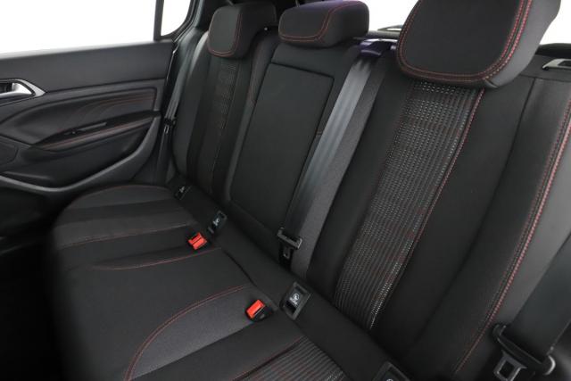 Peugeot 308 image 2