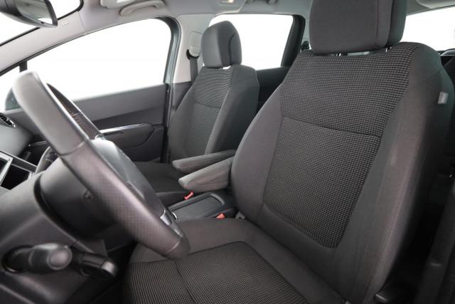 Peugeot 5008 image 4