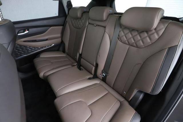 Hyundai Santa Fe image 5