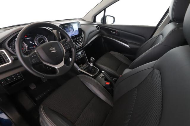 Suzuki S-Cross image 2