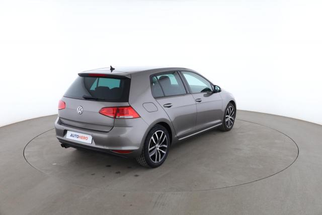 Volkswagen Golf image 1
