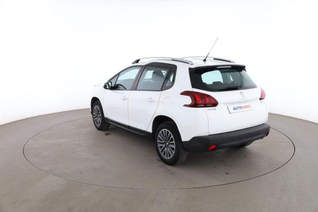 Peugeot 2008 image 3